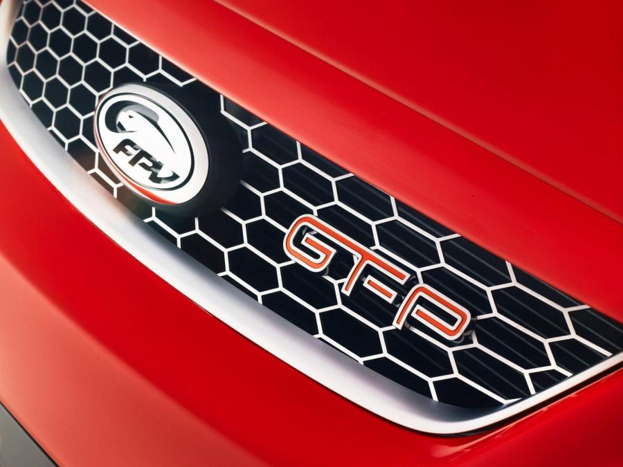 Детали экстерьера FPV GT-P 2010 года  (фото 34 из 41)